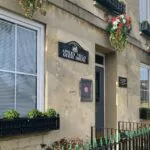 APSLEY VILLA GUEST HOUSE.